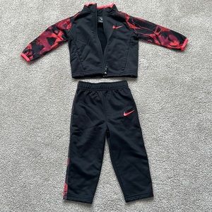 Nike track suit 18m